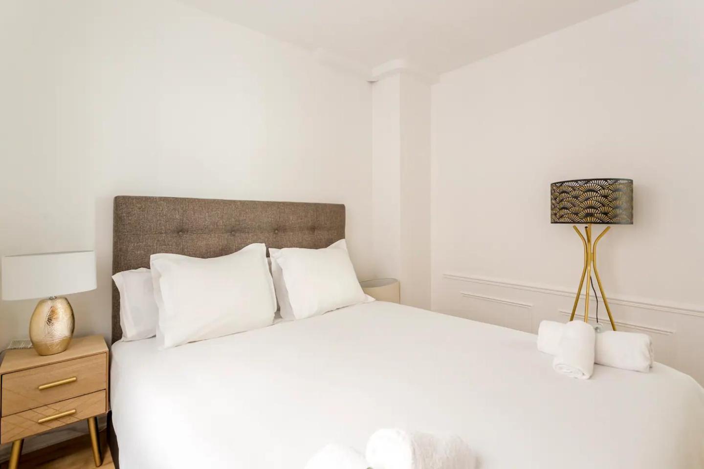 8P - 3Br Le Marais Spacious - Central - Historic Apt Παρίσι Εξωτερικό φωτογραφία